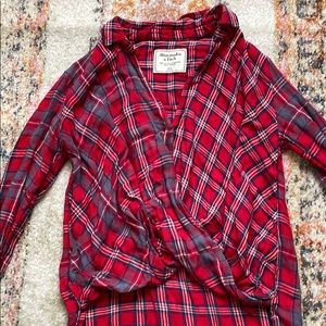 Abercrombie criss cross plaid top